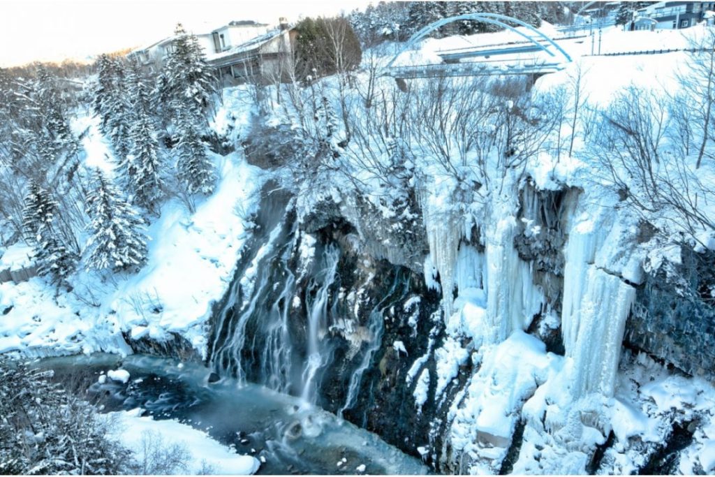 【北海道の穴場】白ひげの滝：パワースポットとしても人気の滝、マイナスイオンたっぷりの癒しの空間