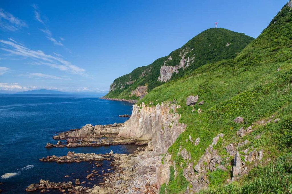 北海道の穴場！函館の立待岬：津軽海峡の絶景と函館市街を一望、自然と歴史に触れる